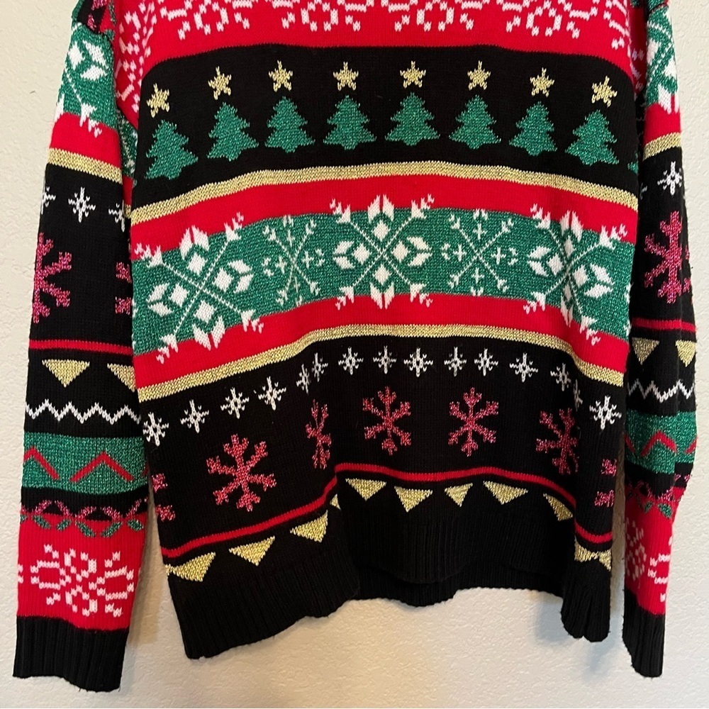 Holiday Time Festive Christmas Shimmery Sweater Size Medium 8-10 - Picture 6 of 12